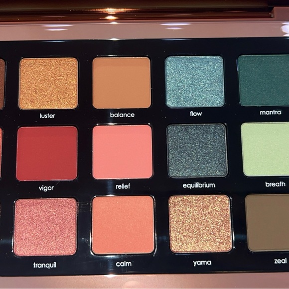 Natasha Denona Zendo Palette - Metallic Rose Copper Compact - Picture 2 of 4